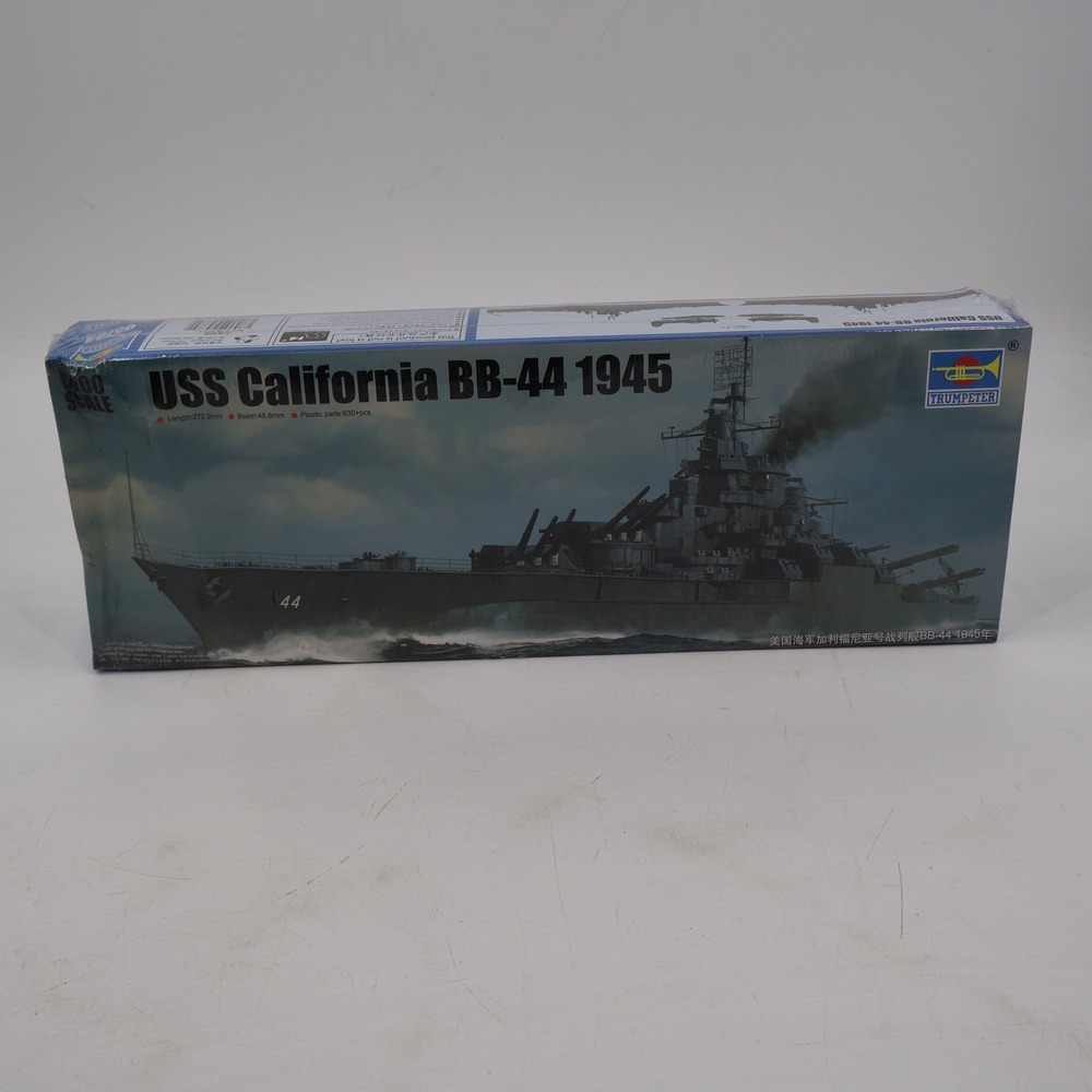 Trumpeter USS California BB-44 1945 Model Kit 1/700 Scale Grey 05784 New Sealed